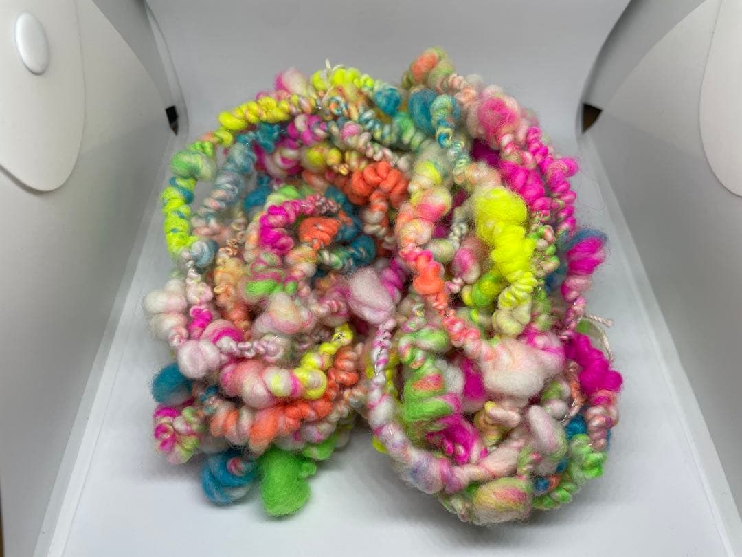 アートヤーン(331) 約53g 2120円