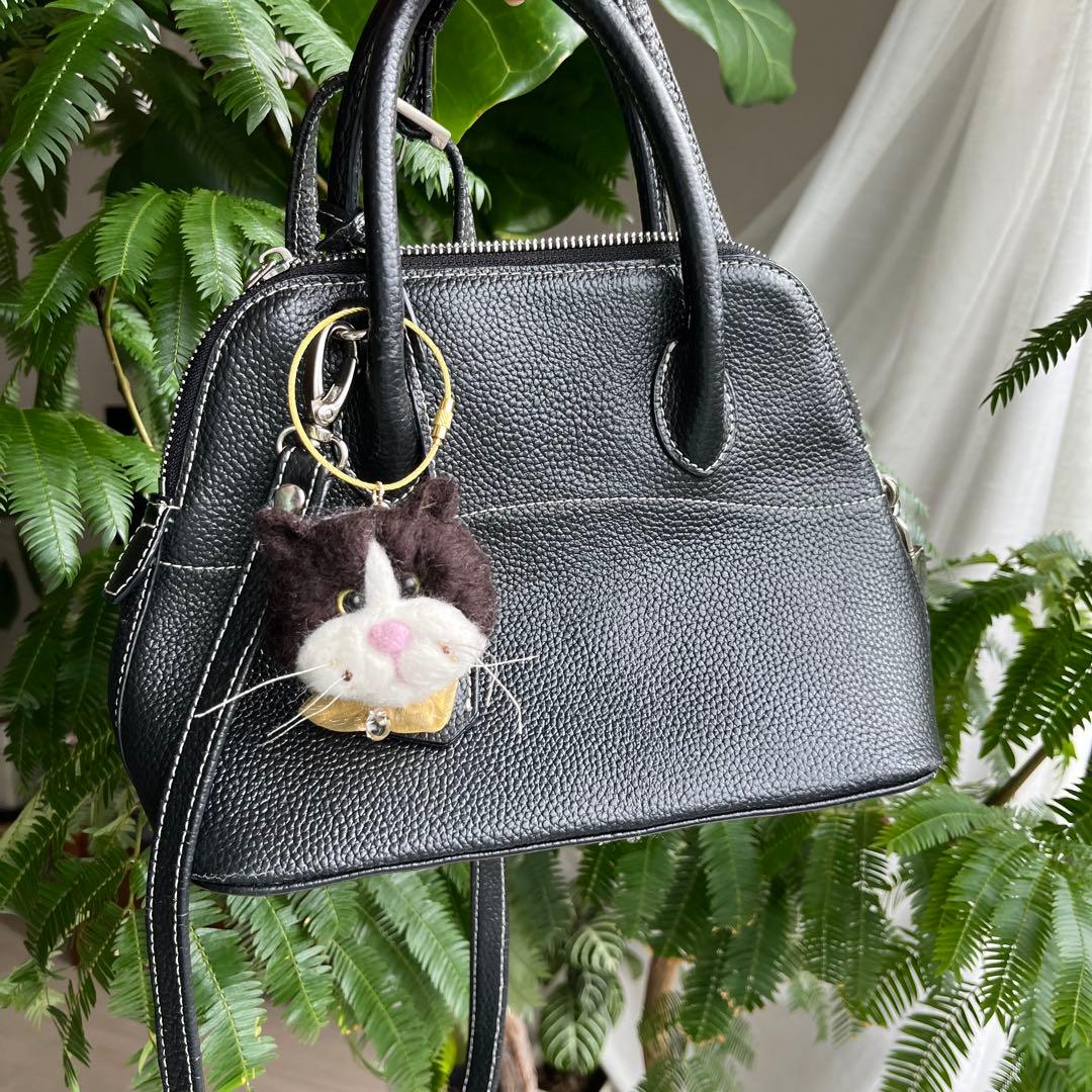 ぬいぐるみ ハチワレ バッグチャーム はちわれ ねこ キーホルダー マグネット可