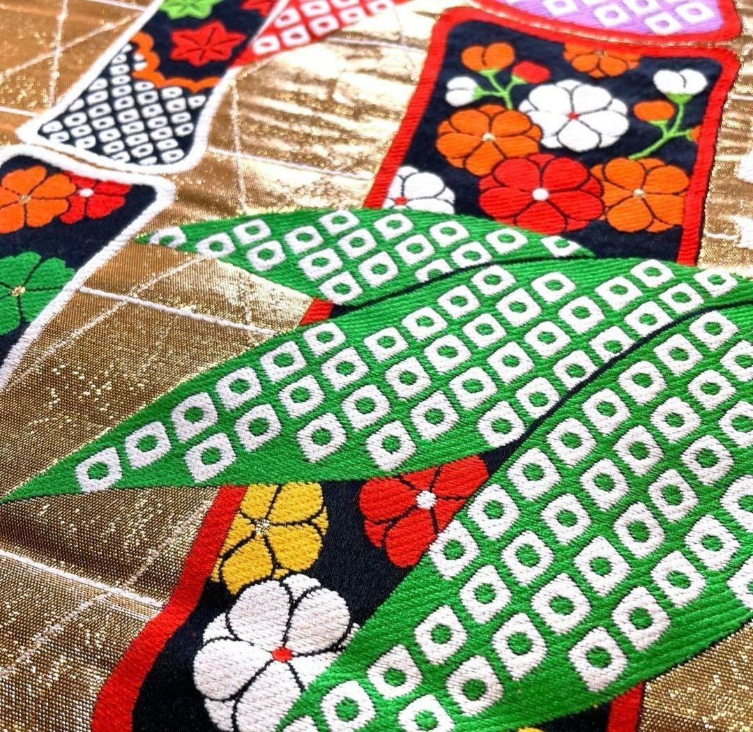 ７歳　四ツ身　七五三　正絹　着物と帯セット