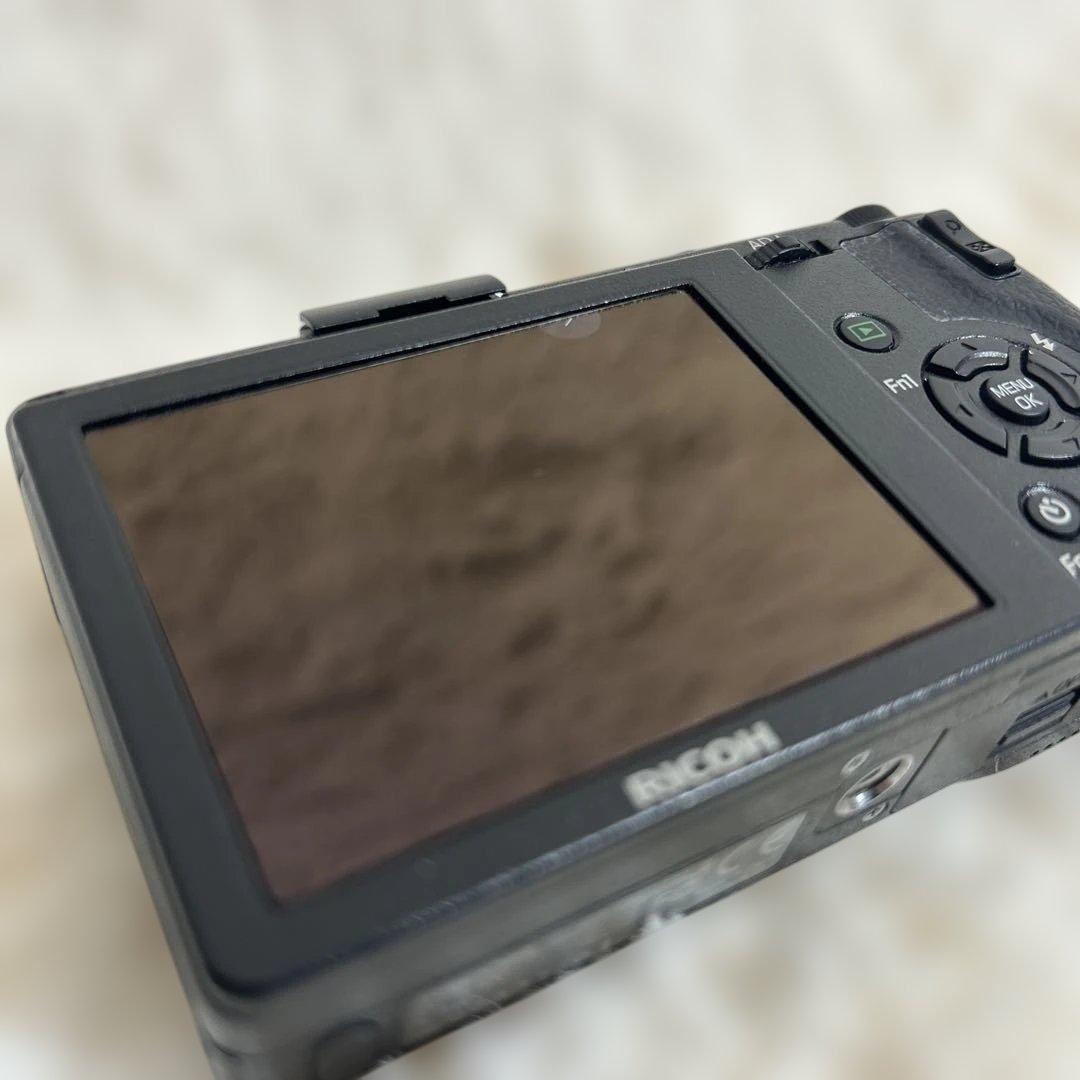 【極美品】RICOH GR DIGITAL III デジタルカメラ