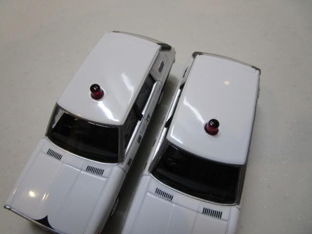 トミカLVネオ/新品未開封トミカショップニッサンスカイラインバン パトロールカー