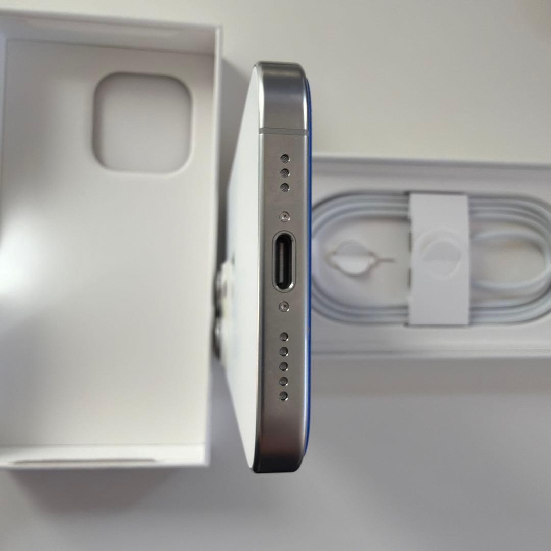 【美品】iPhone16Proホワイト256GBSIMフリー電池100%付属品完