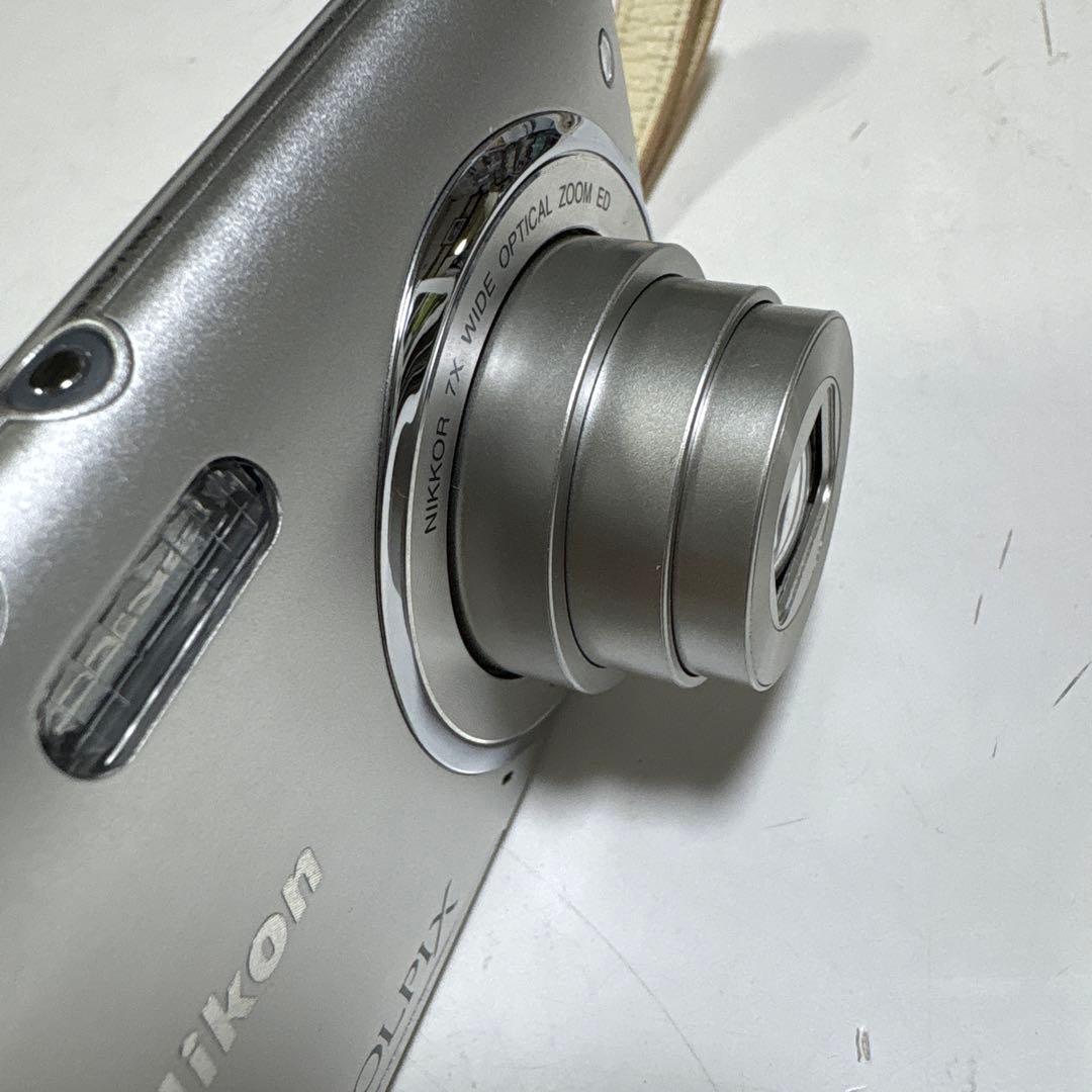 Nikon COOLPIX S3400 コンパクトデジタルカメラ