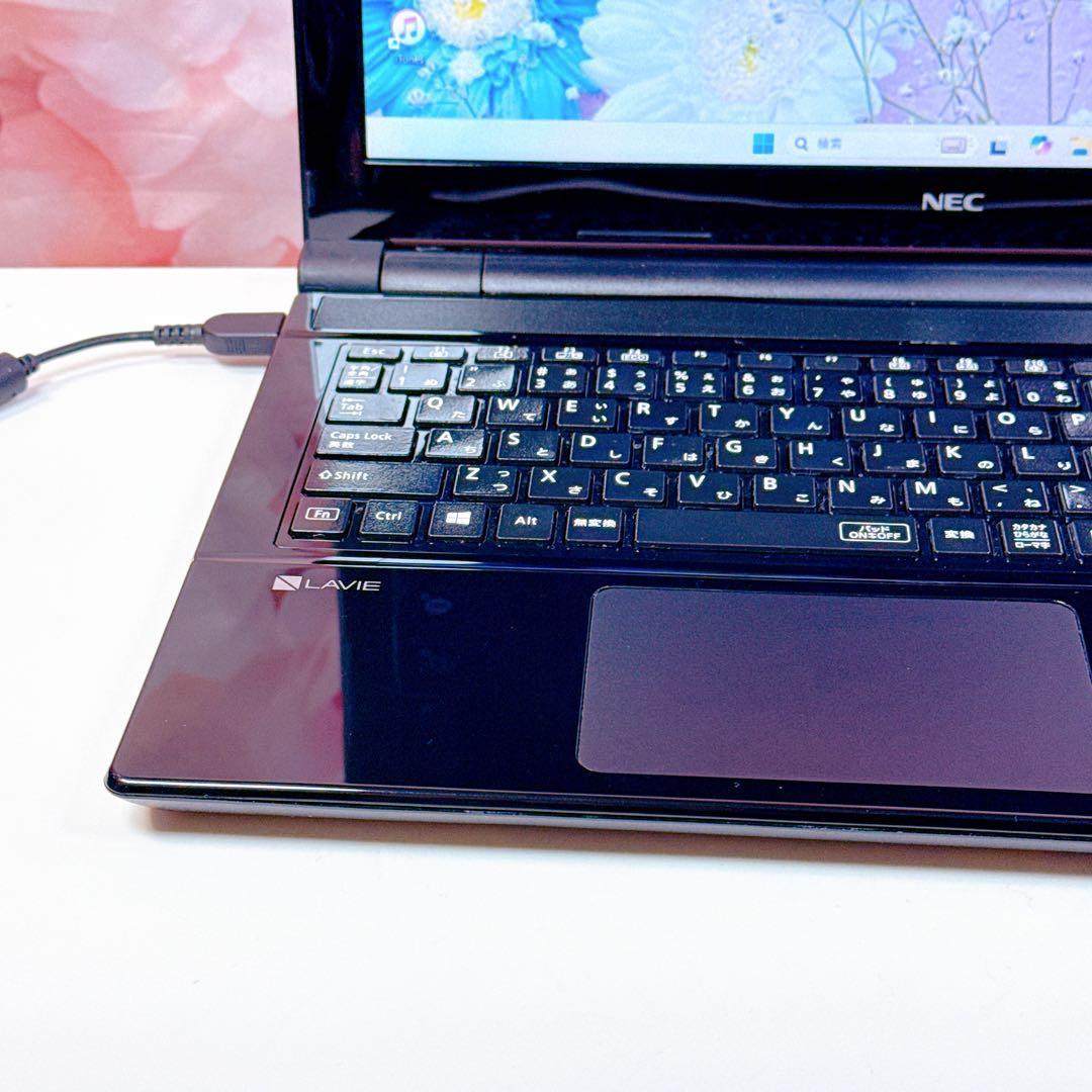 美品✨新品SSD windows11 カメラ ノートパソコン オフィス 薄型