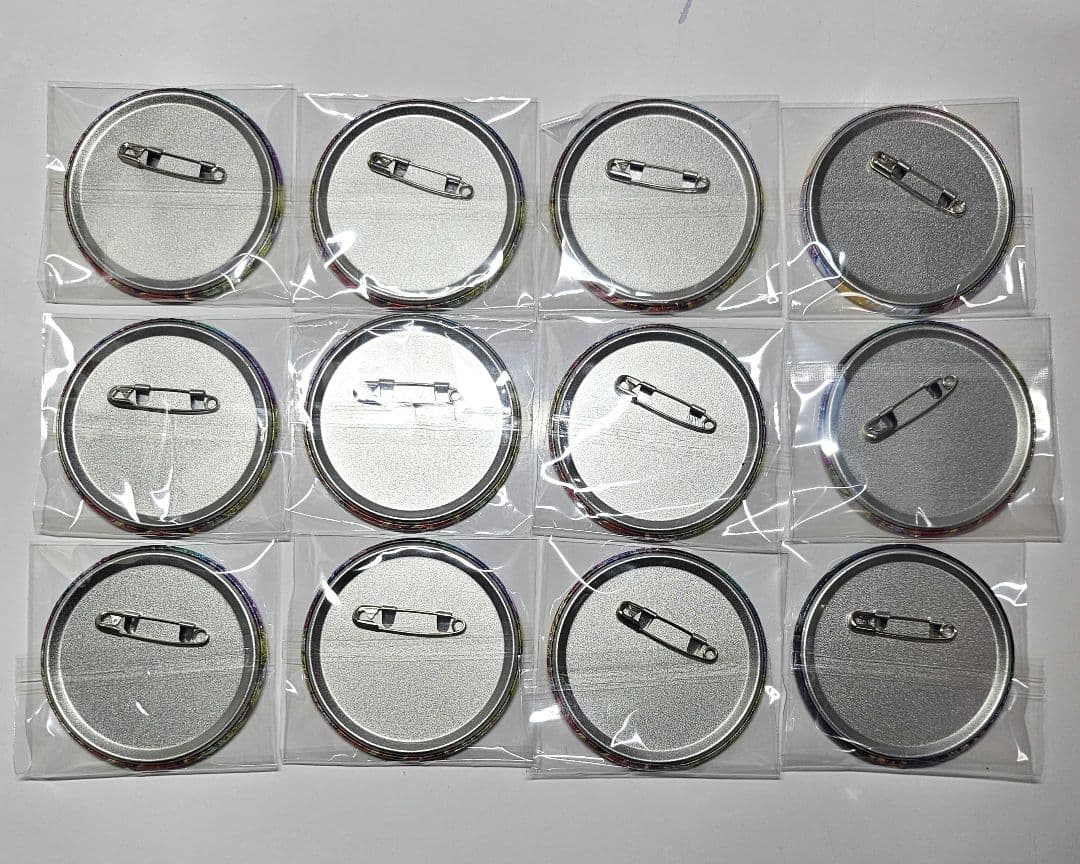 東雲絵名 18c グリッター 缶バッジ ノマド