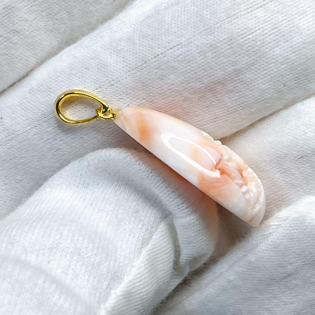 深海珊瑚 花彫刻 ペンダント　シルバー製　ペンダントトープ　アクセサリー