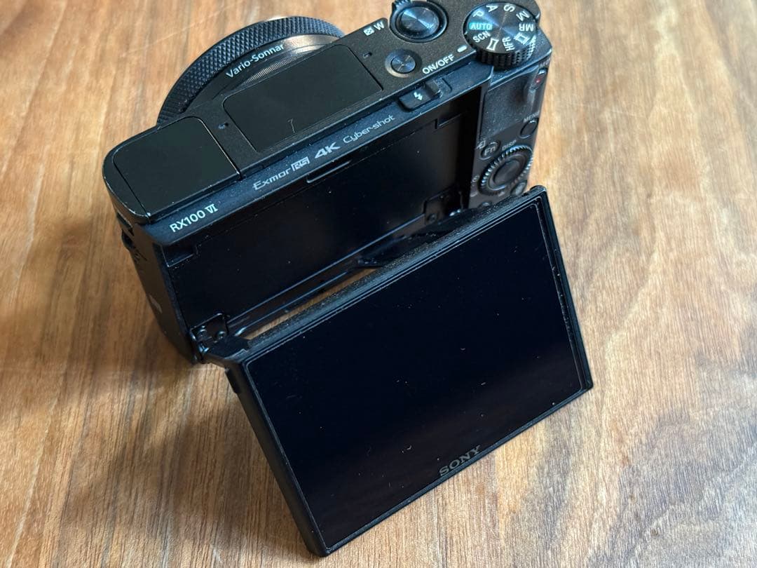 デジタルカメラ SONY DSC-RX100M6