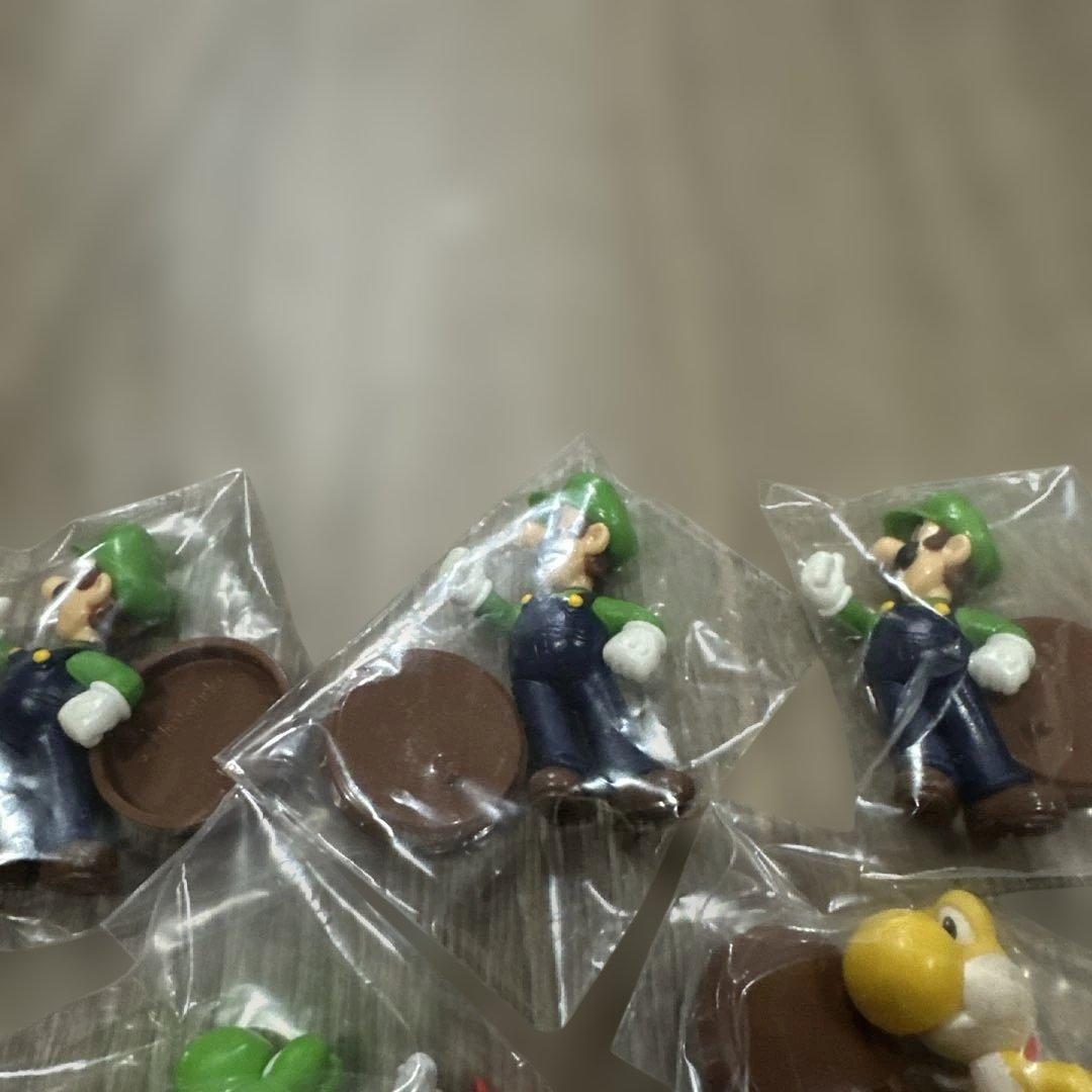 マリオ　チョコエッグ　マリオグッズ　キーホルダー　35個セット