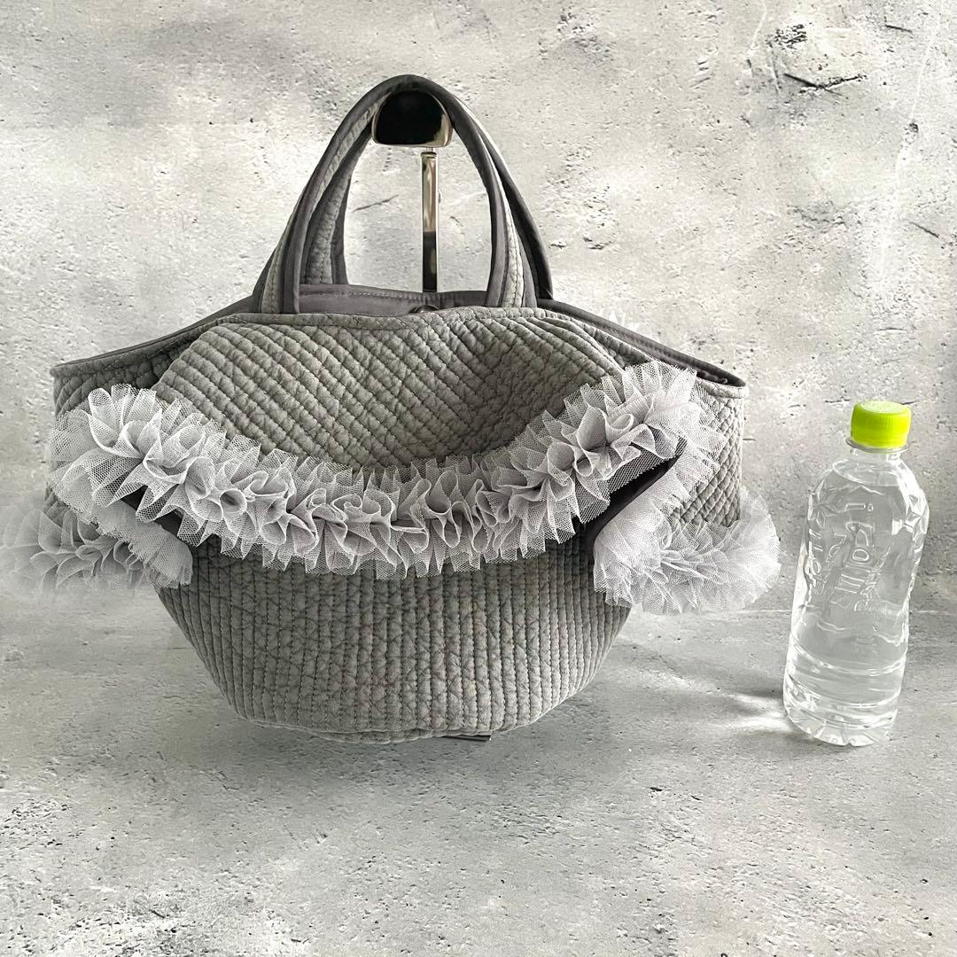 チュールフリル付き丸底マルシェバッグ　ヌビバッグ　グレー　ハンドメイド