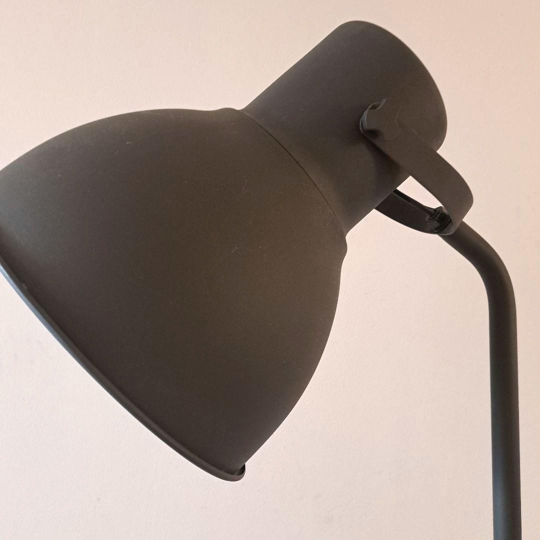 IKEA HEKTAR ヘクタル ライトスタンド（LED電球付き）