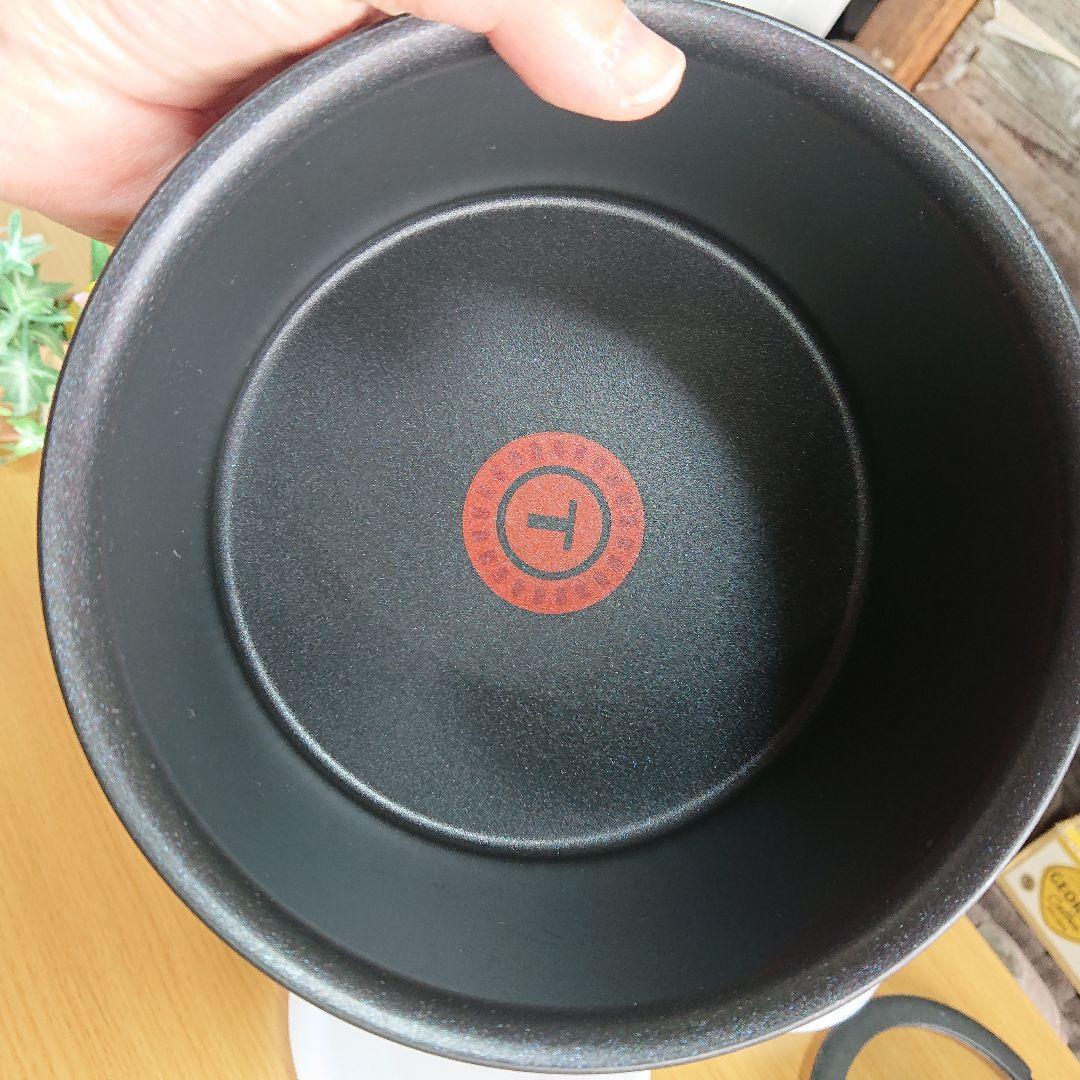 美品【T-FAL】インジニオ・ネオ、レッド、鍋２個セット、取っ手付き