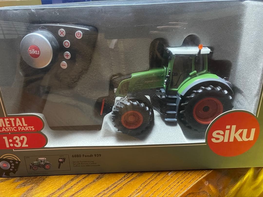 ジク (SIKU) コントロールFendt 939 リモートコントロールセット