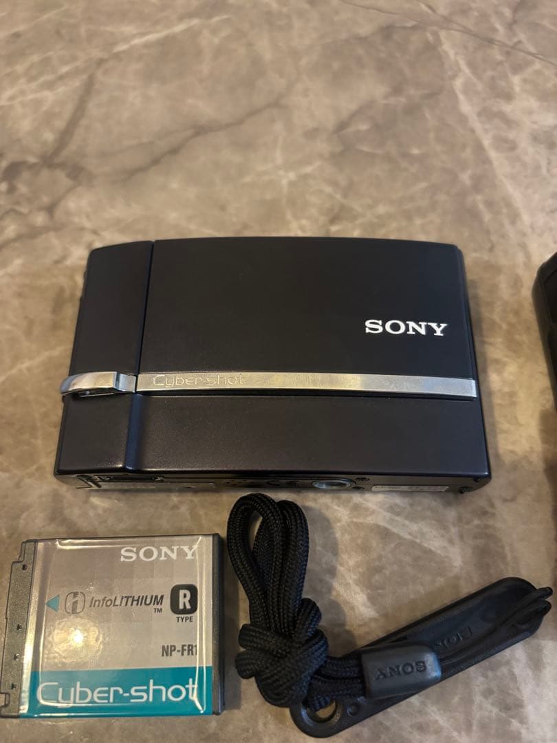 SONY コンパクトデジタルカメラ　サイバーショット　DSC-T50