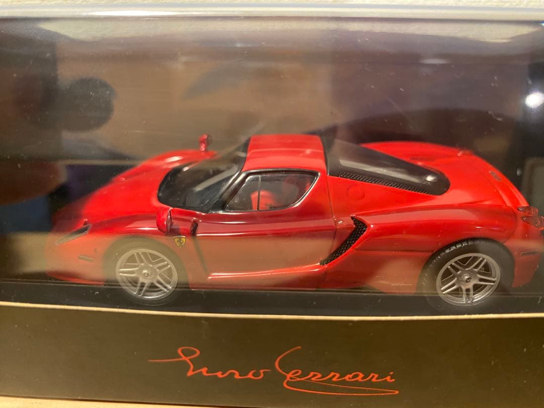 Ferrari Enzo Ferrari 1:43 赤
