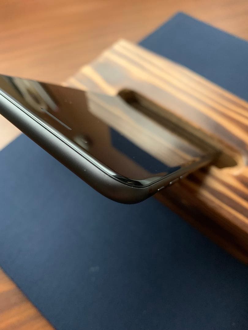 スマートフォン本体 iPhone 8 PIus 64GB