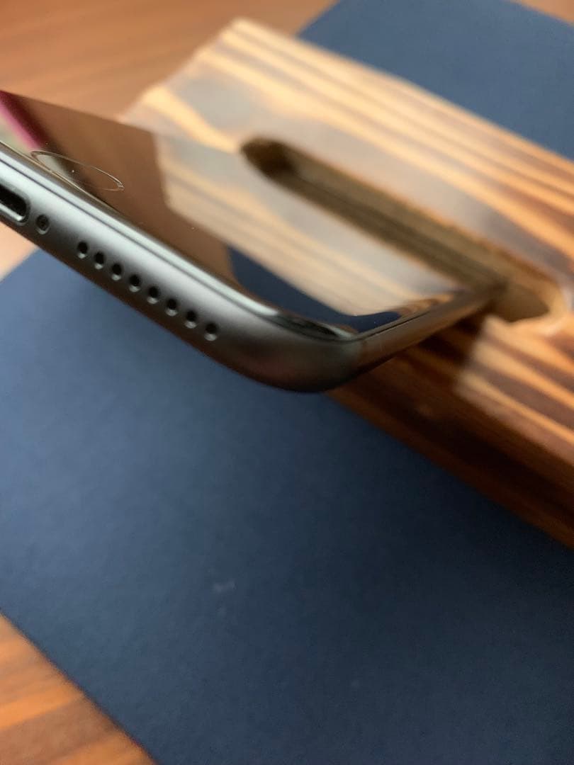 スマートフォン本体 iPhone 8 PIus 64GB