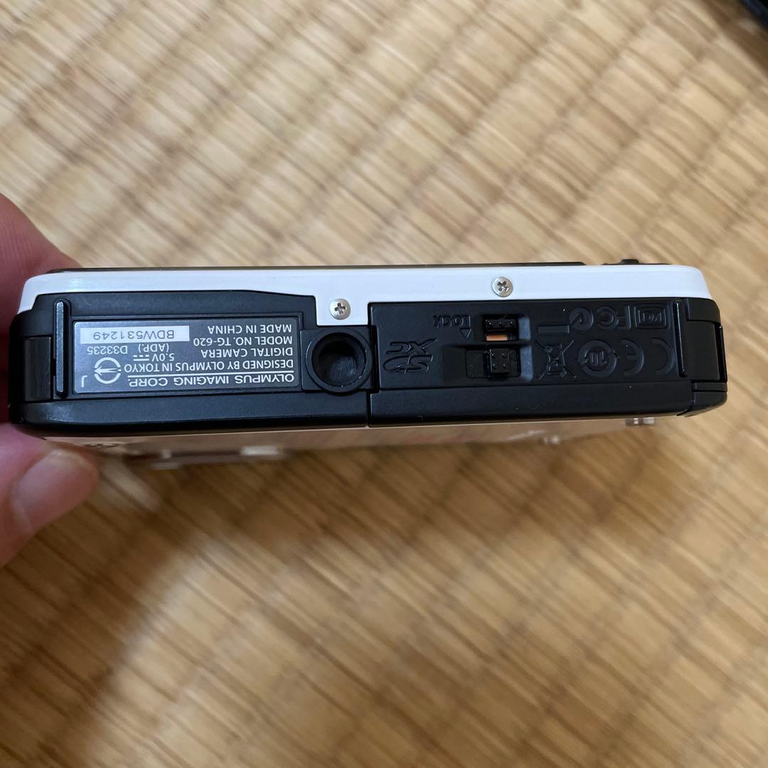 動作確認済 OLYMPUS Tough TG-620 デジタルカメラ 白
