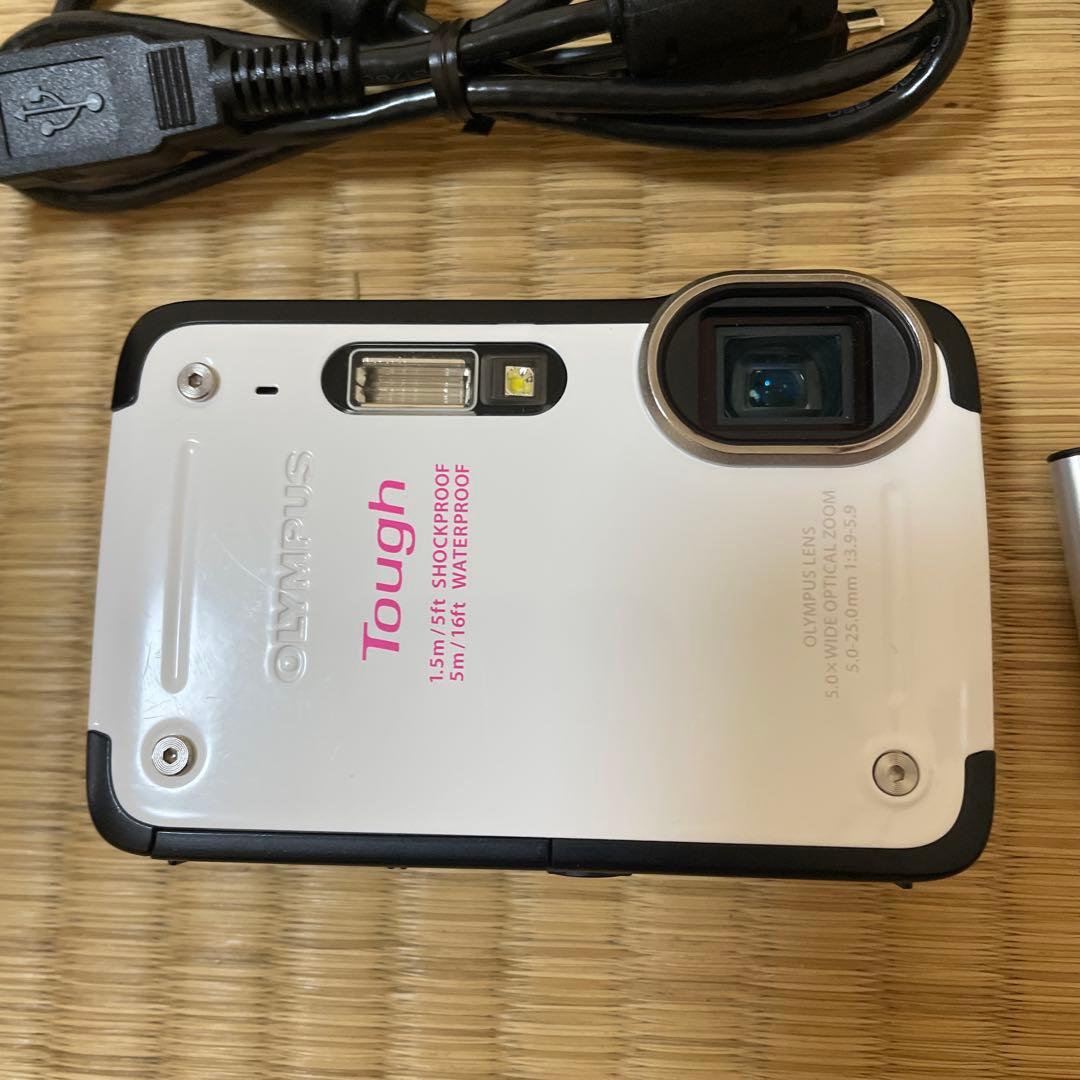 動作確認済 OLYMPUS Tough TG-620 デジタルカメラ 白