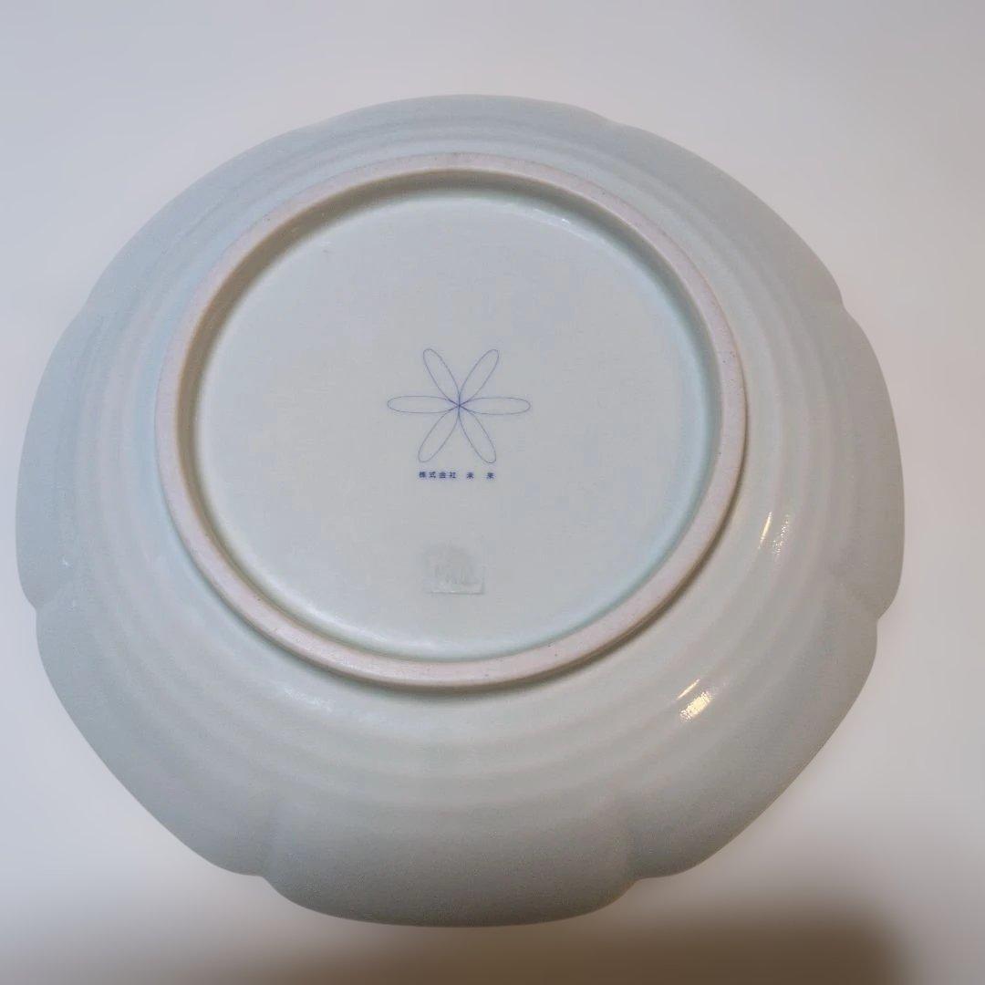 足立育朗氏の形態入り食器 味来皿