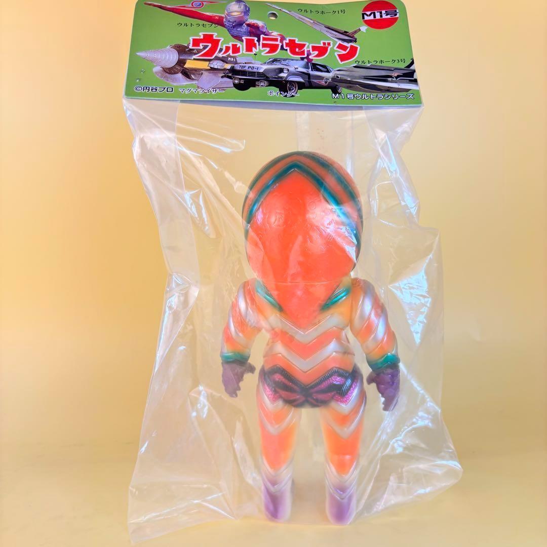 M1号 ガッツ星人 GID 鵜川薫 指定 デザイン カラー スタンダードサイズ