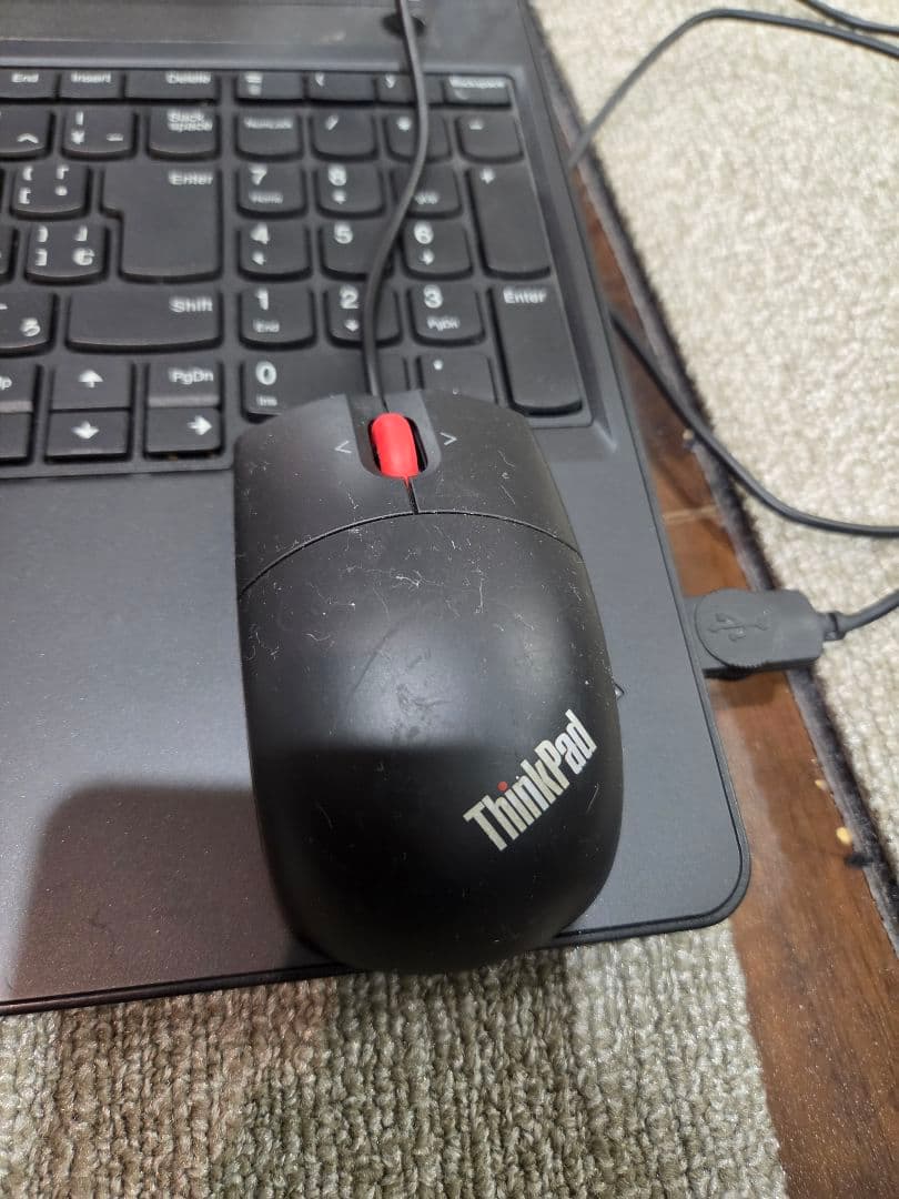 【ジャンク】Lenovo ThinkPad ノートPCとマウスセット E570