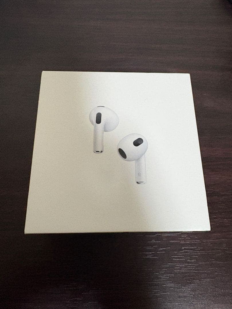 イヤホン Apple AirPods3
