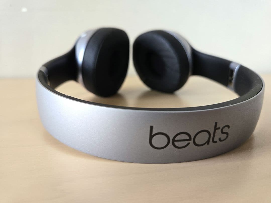 ☆MINT✨☆Beats Solo2 Wireless headphones