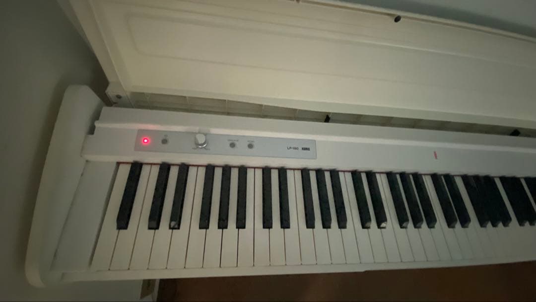 電子ピアノ KORG LP-180 白【送料別】