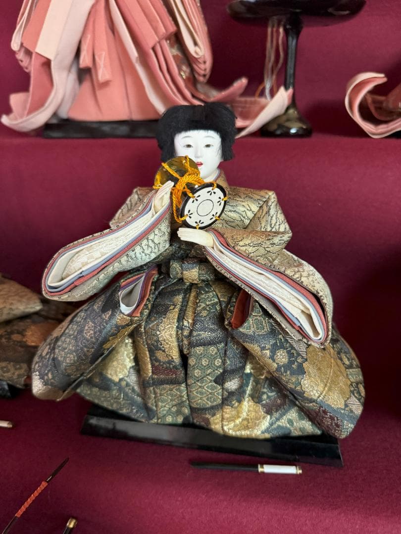 七段飾り　ひな人形
