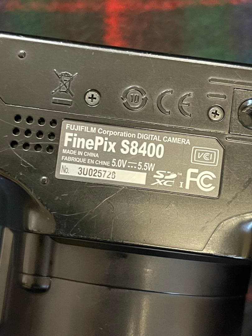 FUJIFILM FinePix S8400 デジタルカメラ FINEPIX