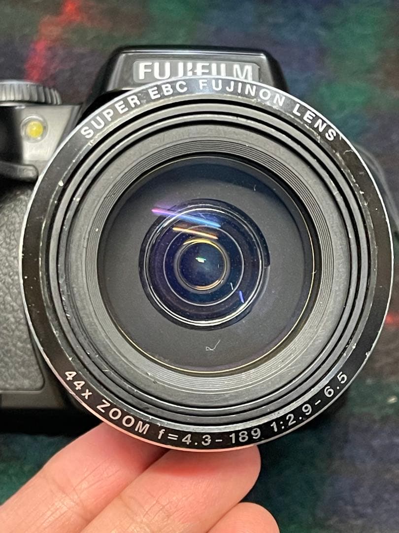 FUJIFILM FinePix S8400 デジタルカメラ FINEPIX