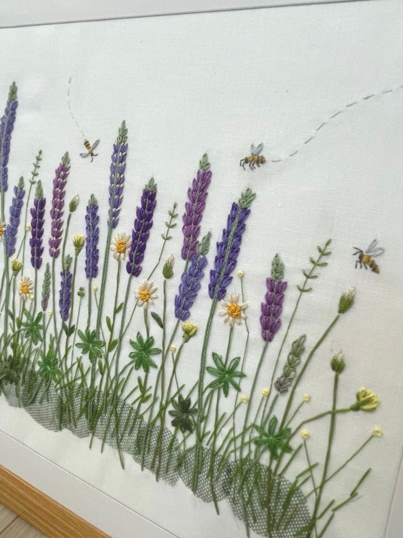青木和子　刺繍　完成品　「ルピナスのメドウ」　⑨