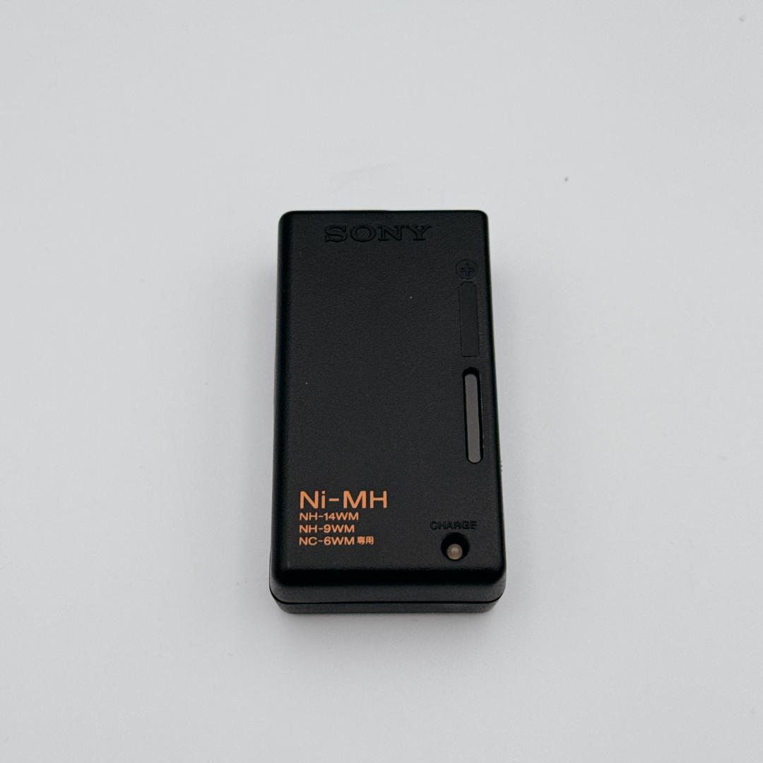 【概ね美品】SONY WALKMAN MDウォークマン MZ-E700 シルバー