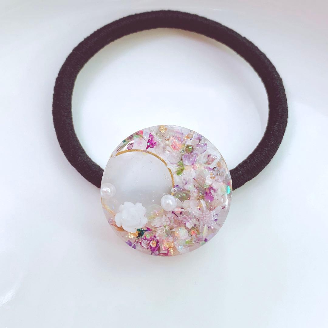 レジンヘアゴム　パープル　花びら　バラ　三日月　透け感