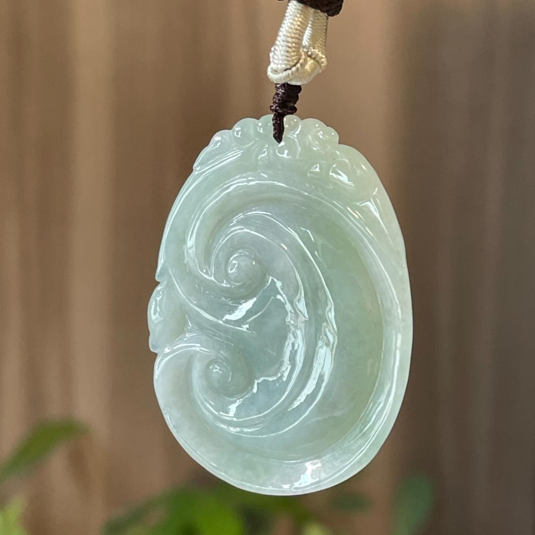 鑑別書付・天然ミャンマー産本翡翠「如意」願いが叶うペンダント58153