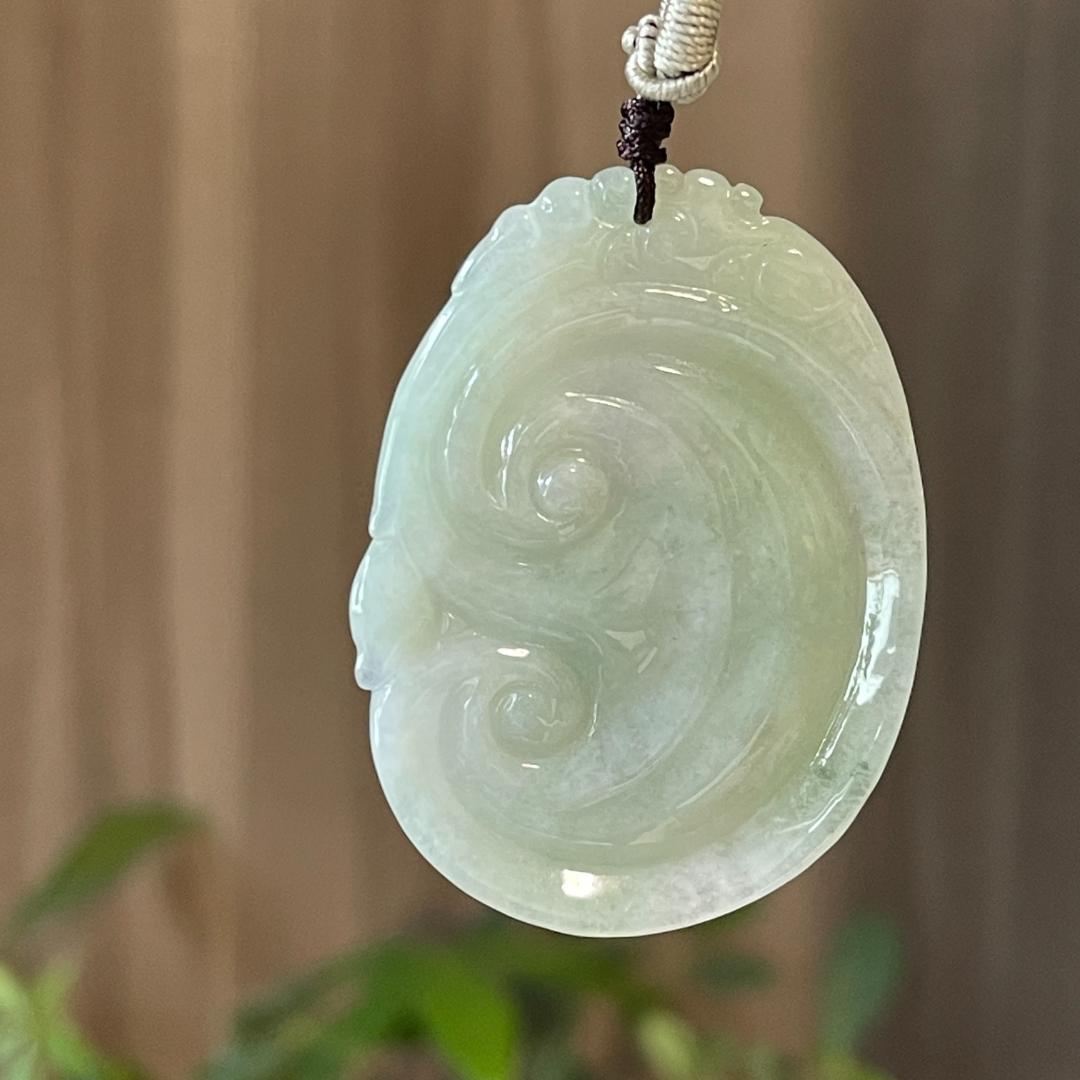 鑑別書付・天然ミャンマー産本翡翠「如意」願いが叶うペンダント58153