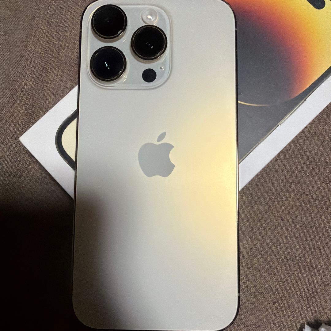 Apple iPhone 14 Pro ゴールド 本体