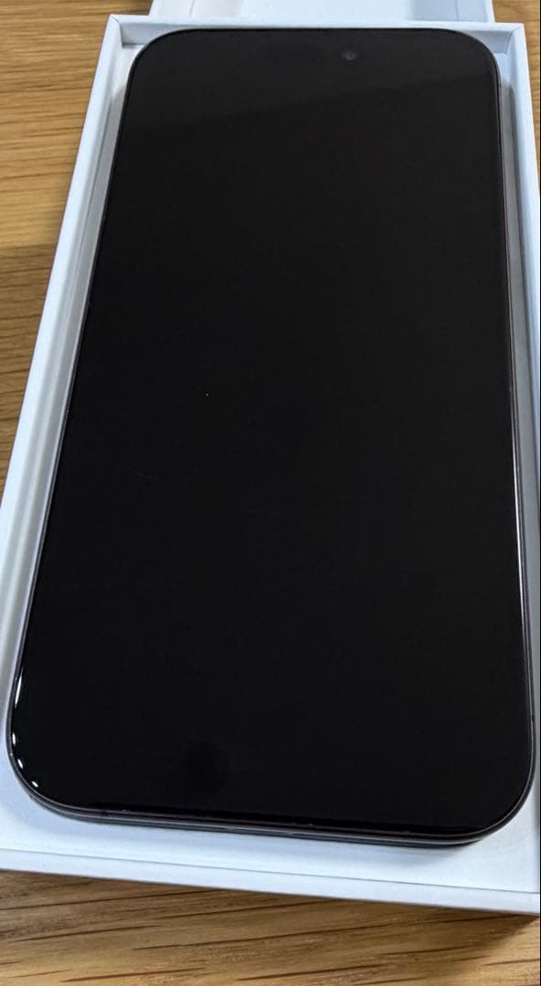 iPhone 15Pro 128GB ブラックチタニウムSIMフリー※付属品充実