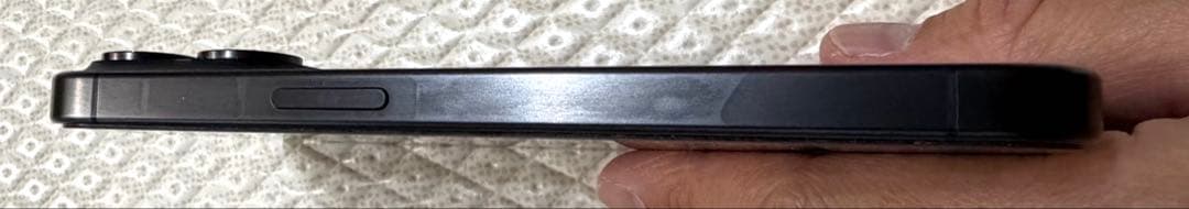iPhone 15Pro 128GB ブラックチタニウムSIMフリー※付属品充実