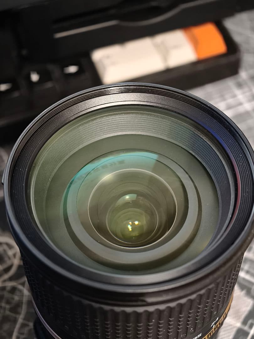 TAMRON SP 24-70mm f2.8 キヤノンEFマウント