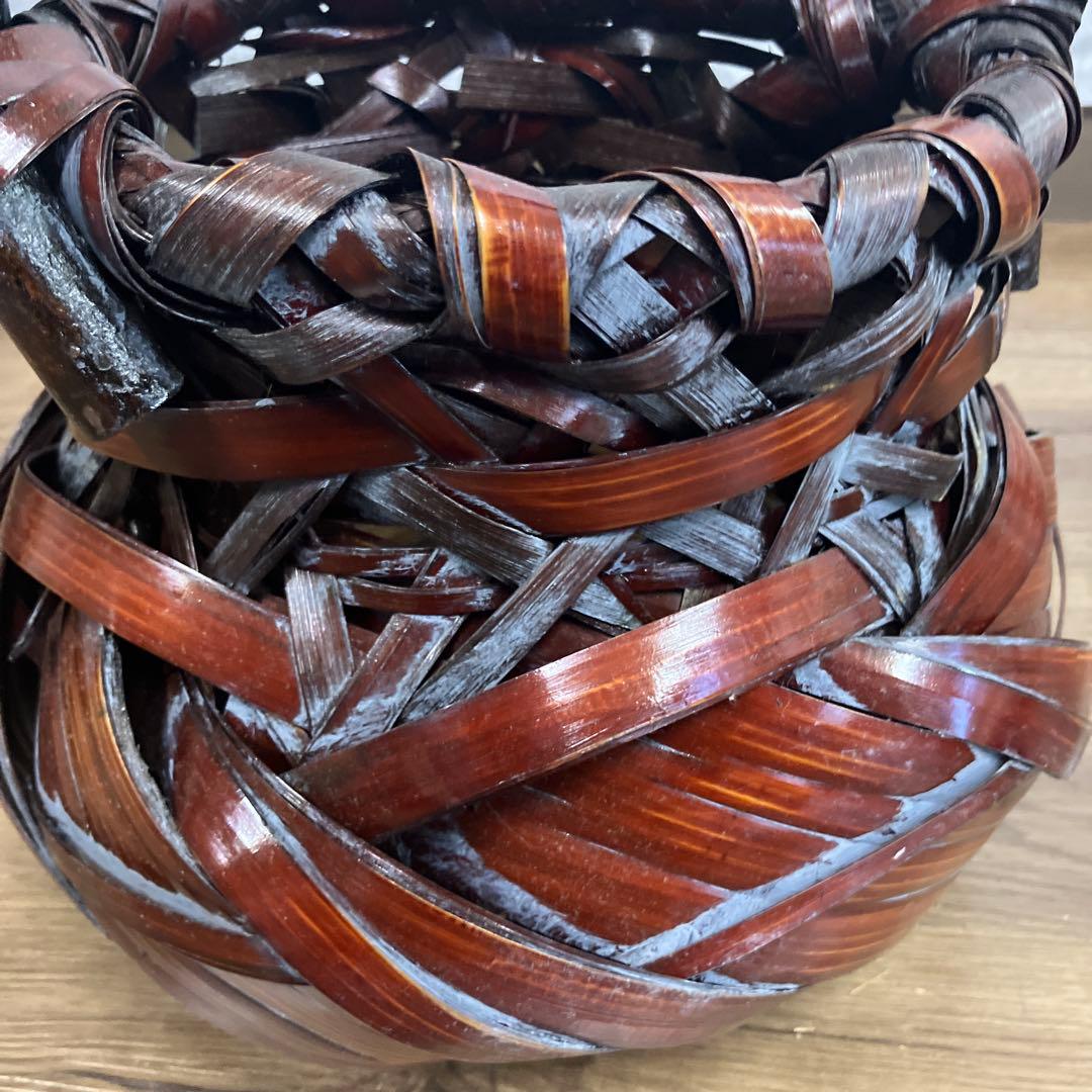 B-壁 竹編み 花瓶 籠 伝統工芸 手編み インテリア 銘入り 和風 花入れ