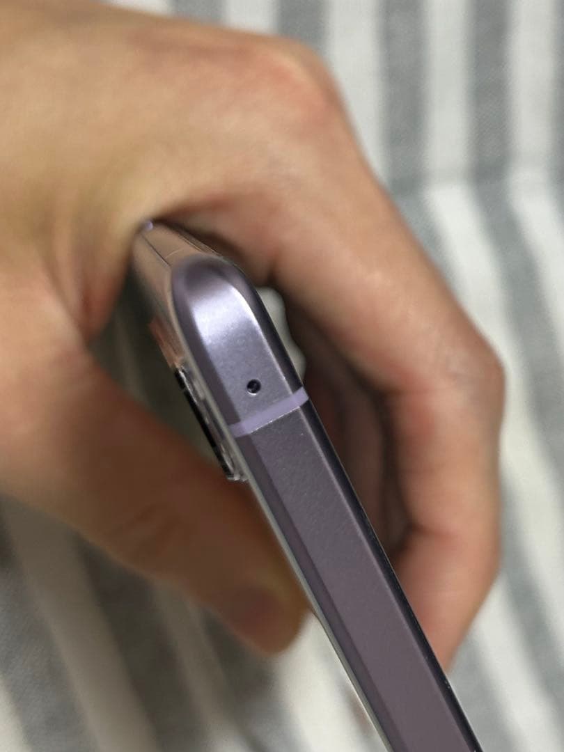 【美品】OPPO Reno3 5g SIMフリー 8/128GB ホワイト￼￼