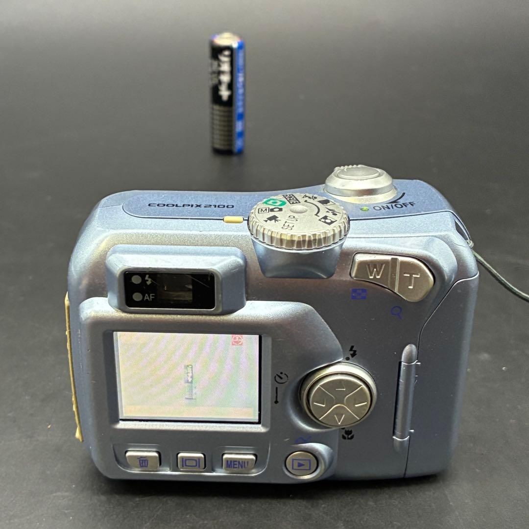 【動作問題なし】Nikon COOLPIX2100 単三電池・カード付き