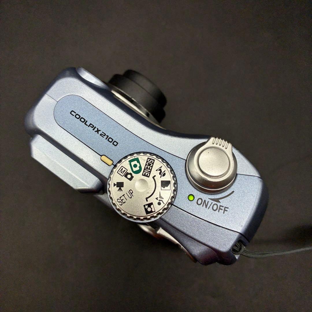 【動作問題なし】Nikon COOLPIX2100 単三電池・カード付き