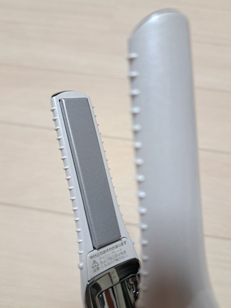 【美品】リファ フィンガーアイロン Refa