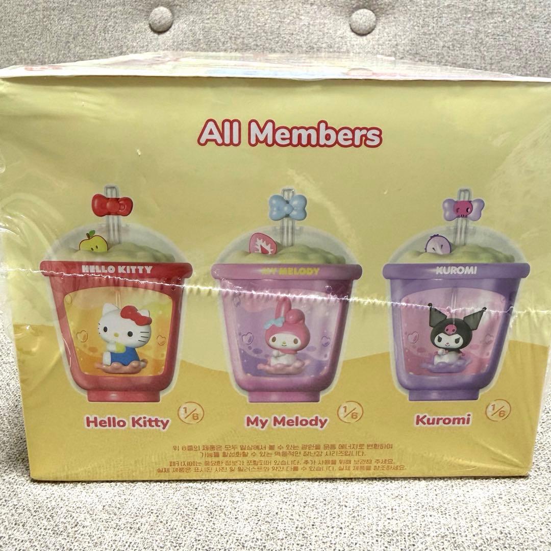 新品未開封　韓国　サンリオ　ミルクティー　カップ　シリーズ　ブラインド　セット