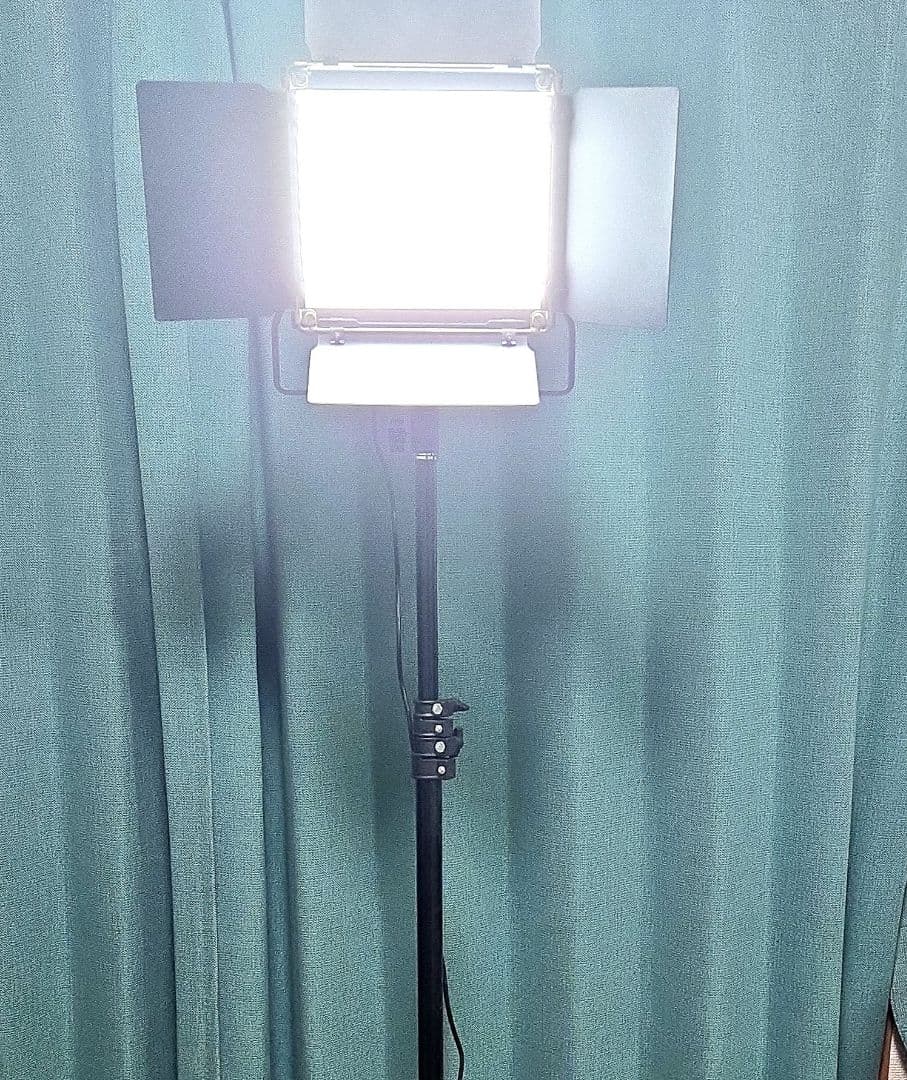 NEEWER NL-660 LED撮影用ライト　純正スタンドセット