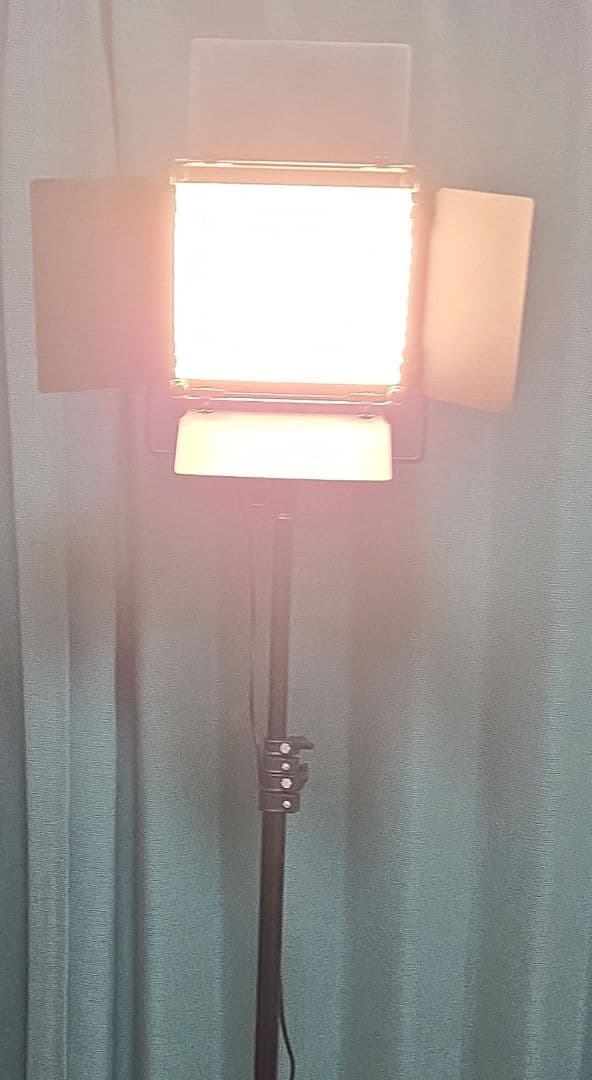 NEEWER NL-660 LED撮影用ライト　純正スタンドセット