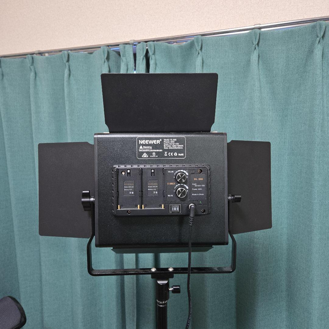 NEEWER NL-660 LED撮影用ライト　純正スタンドセット