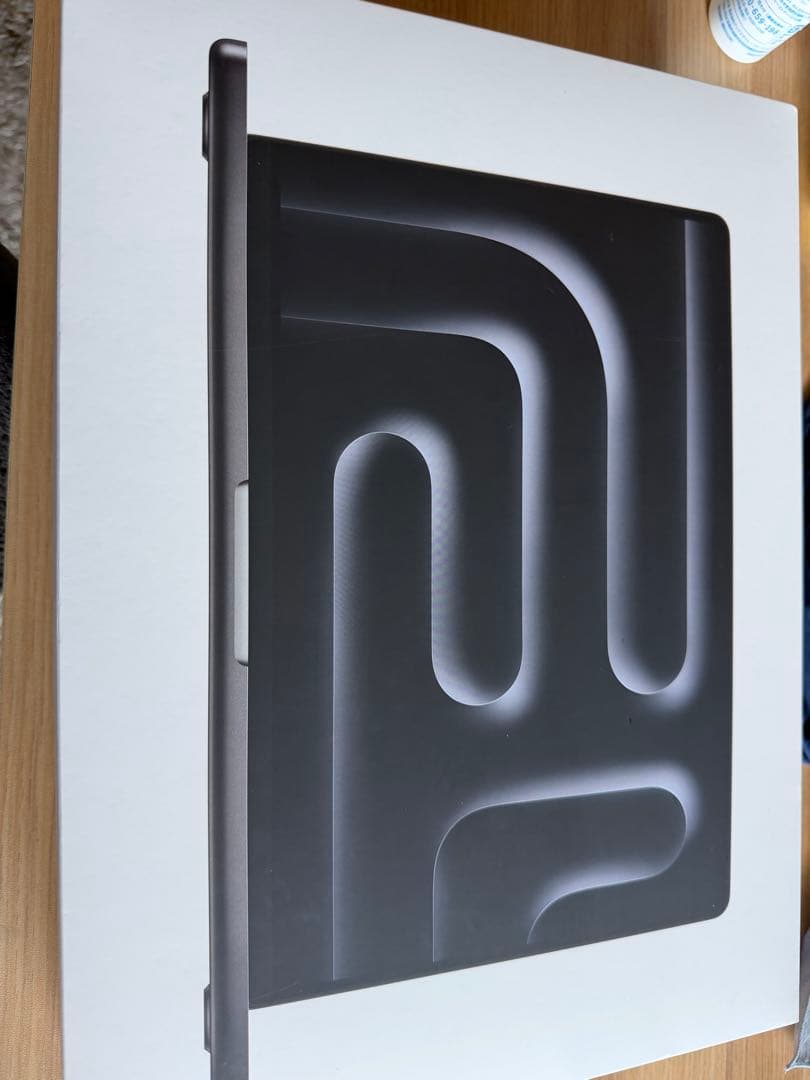 Macbook Pro M4 Pro 14インチ 512GB 24GB日本語配列